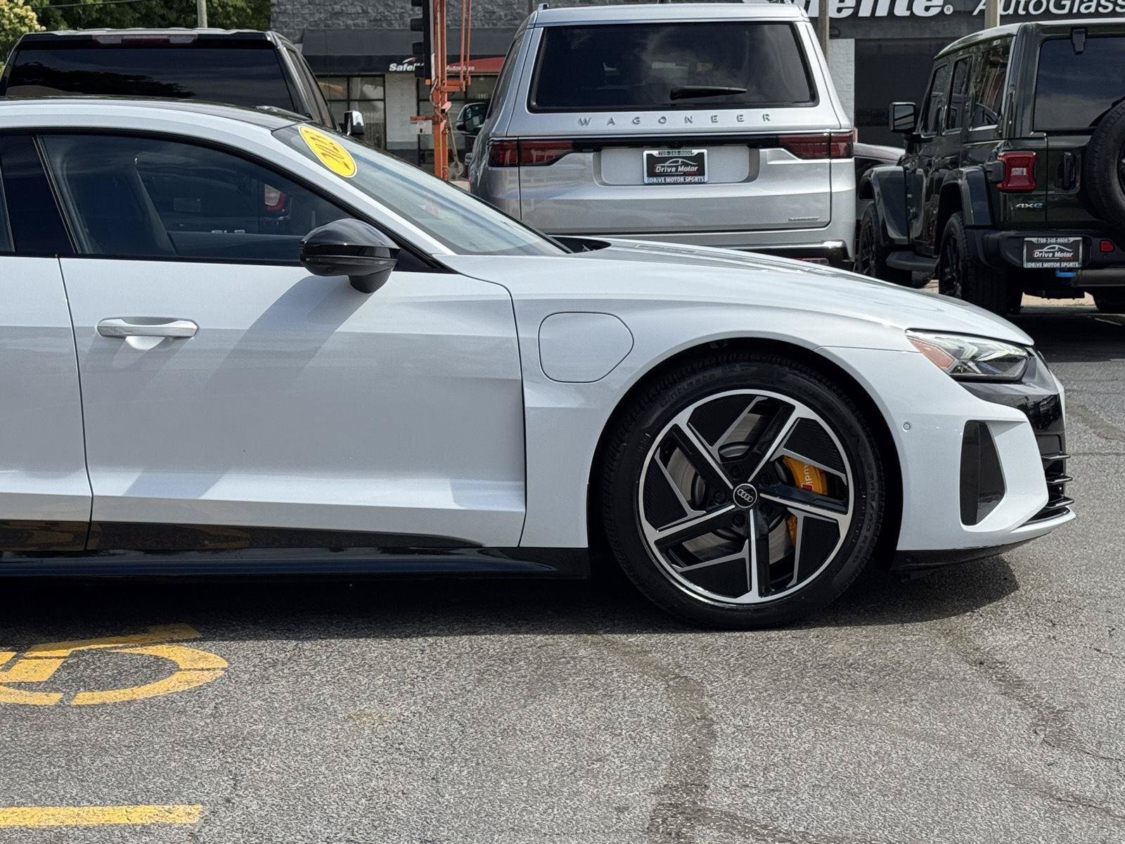 Used 2023 Audi RS e-tron GT w/ Carbon Performance Package AWD/4WD image 19