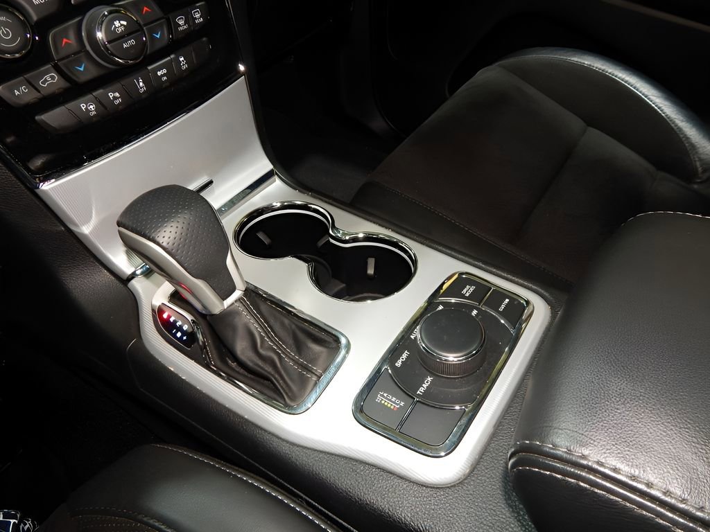 Used 2021 Jeep Grand Cherokee SRT AWD/4WD image 24