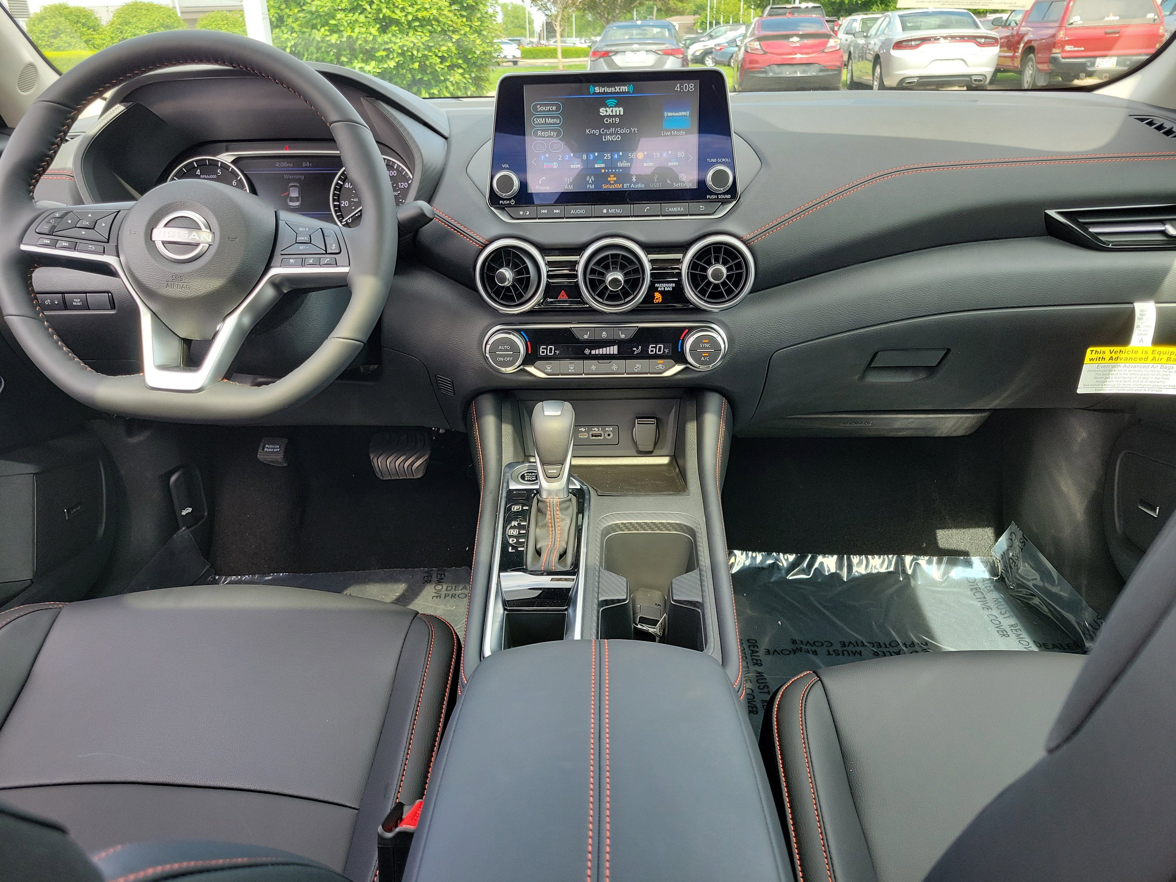 Used 2025 Nissan Sentra SR w/ SR Premium Package image 9