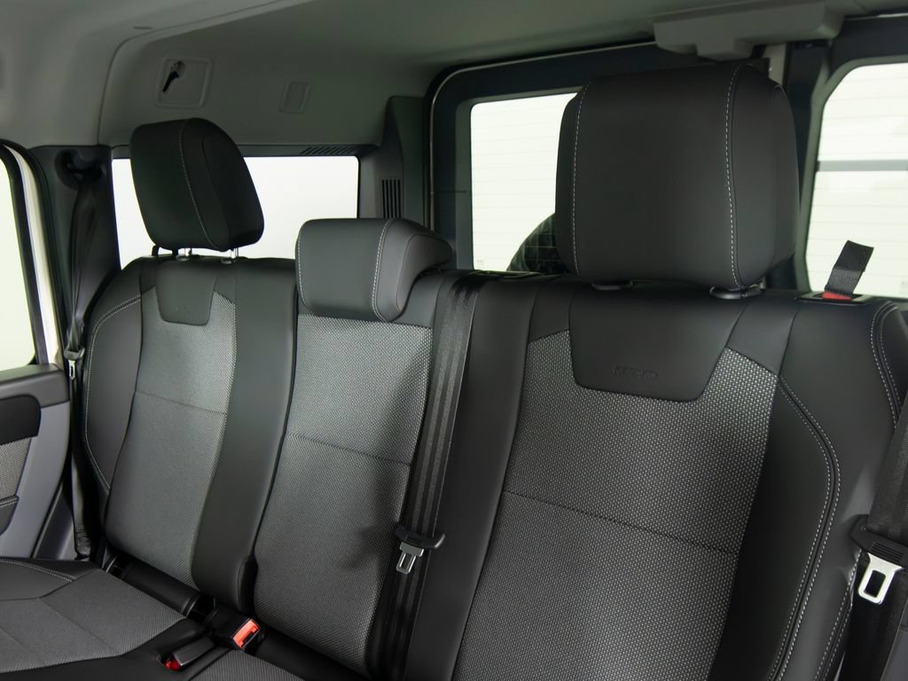 New 2025 INEOS Grenadier Station Wagon AWD/4WD image 35