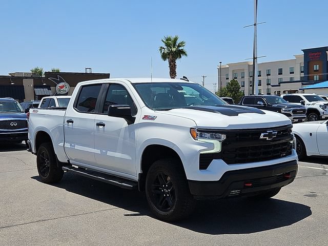 Used 2024 Chevrolet Silverado 1500 LT Trail Boss w/ Protection Package AWD/4WD image 6