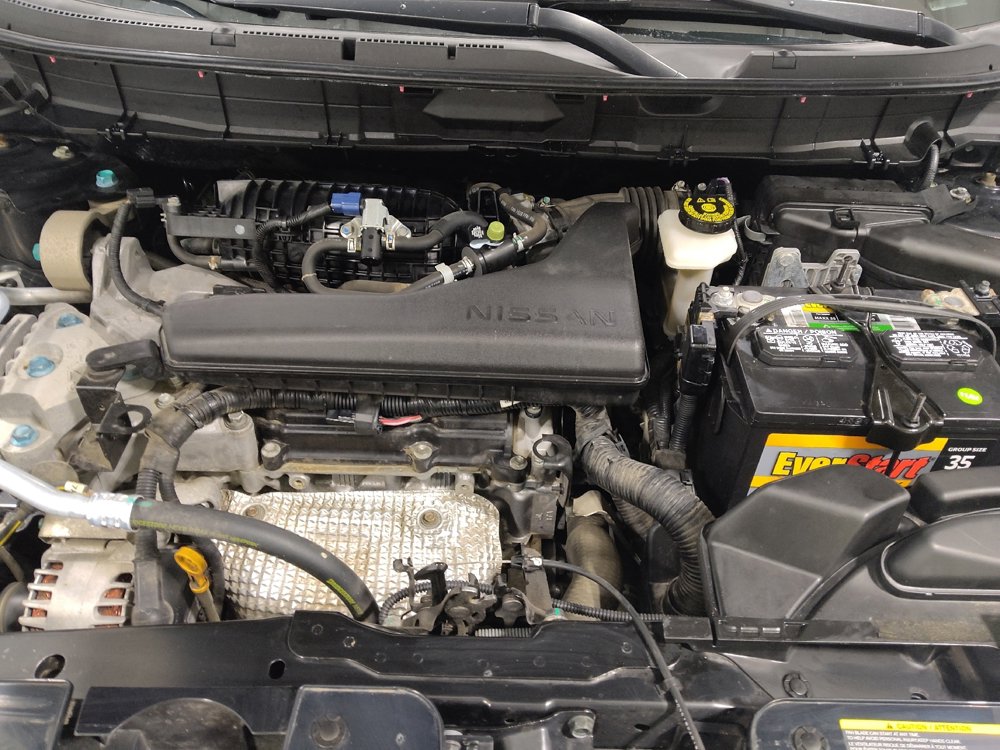 Used 2018 Nissan Rogue SV w/ Premium Package image 30