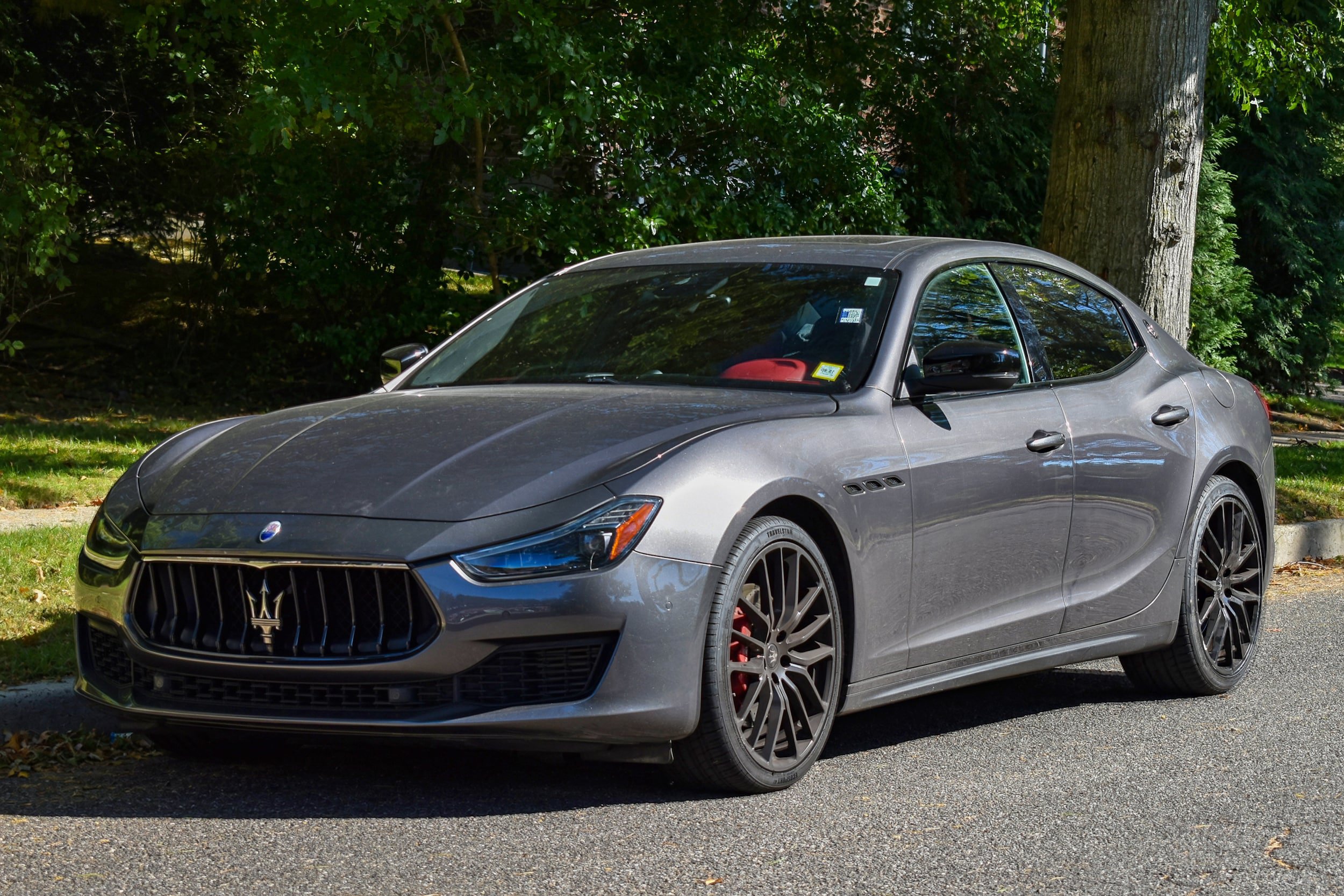 Used 2019 Maserati Ghibli S RWD image 3