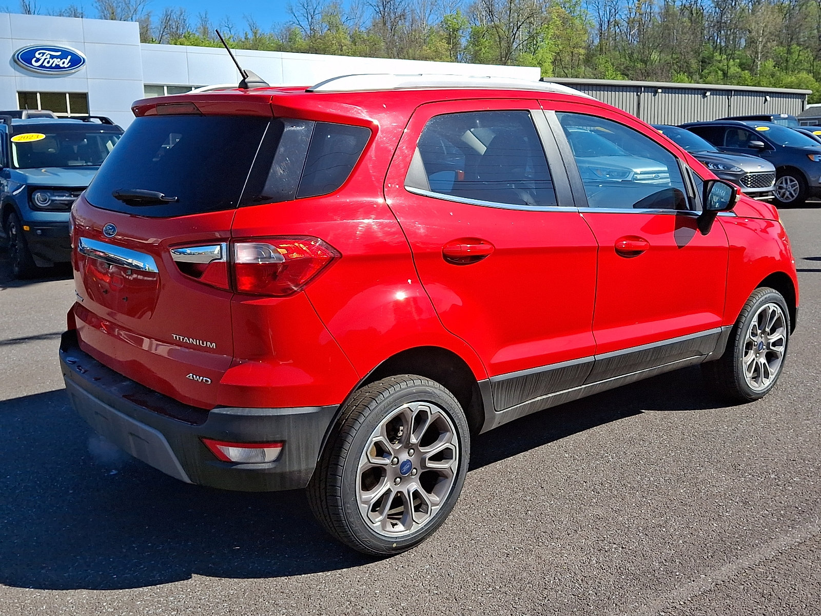 Certified 2020 Ford EcoSport Titanium AWD/4WD image 11