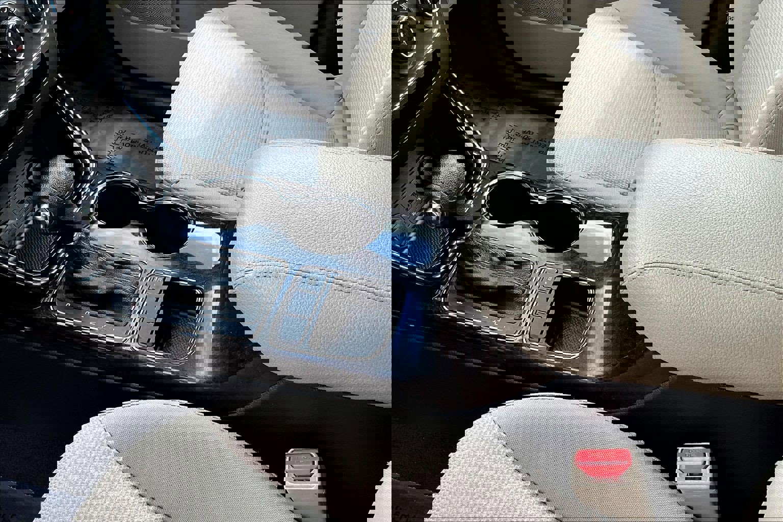 Used 2015 Kia Sorento LX image 17