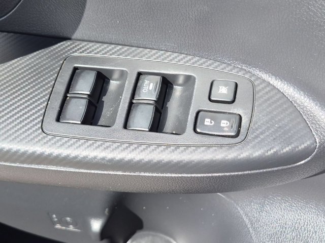 Used 2018 Mitsubishi Eclipse Cross SE AWD/4WD image 15