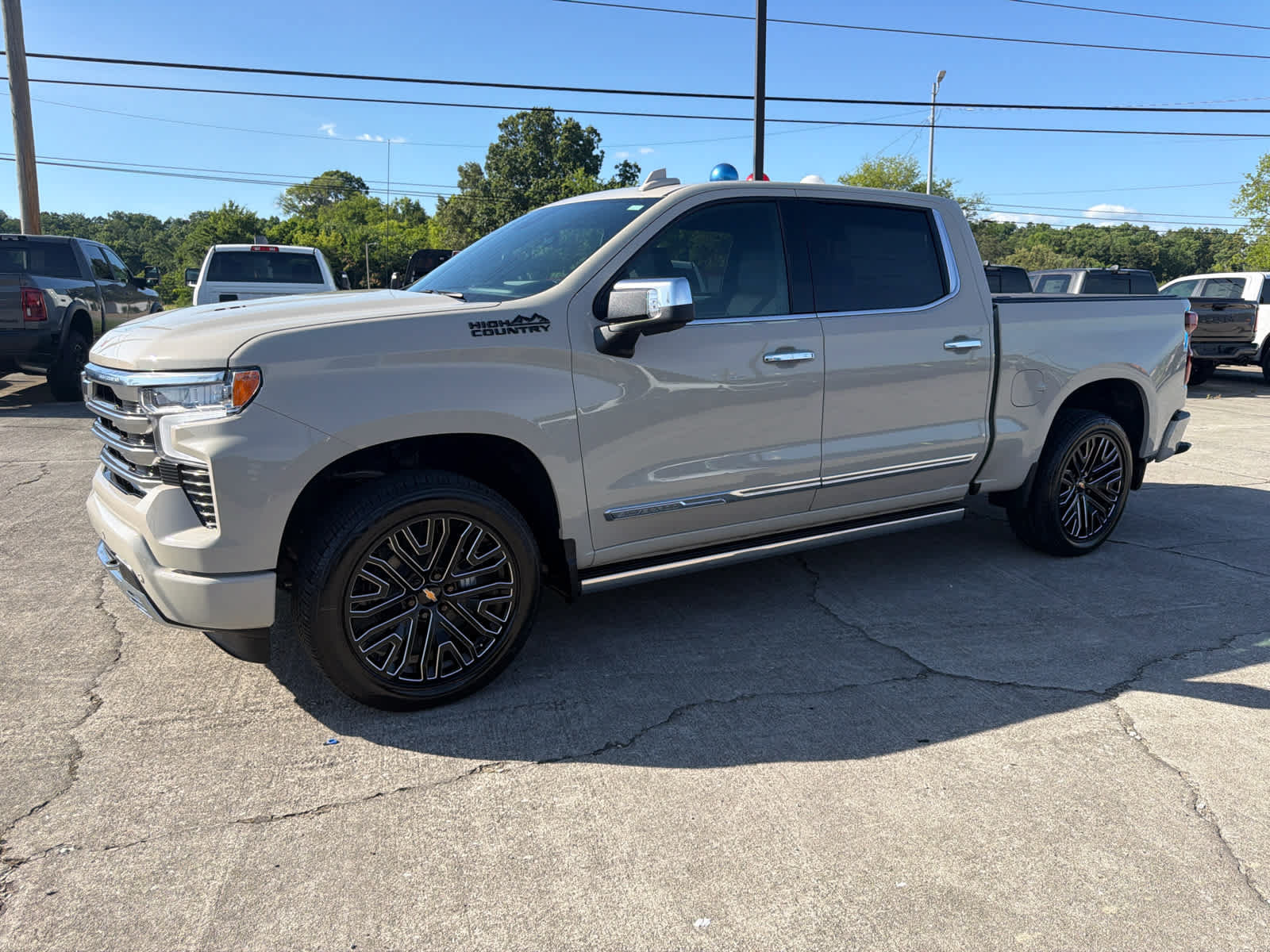 New 2026 Chevrolet Silverado 1500 High Country AWD/4WD image 5
