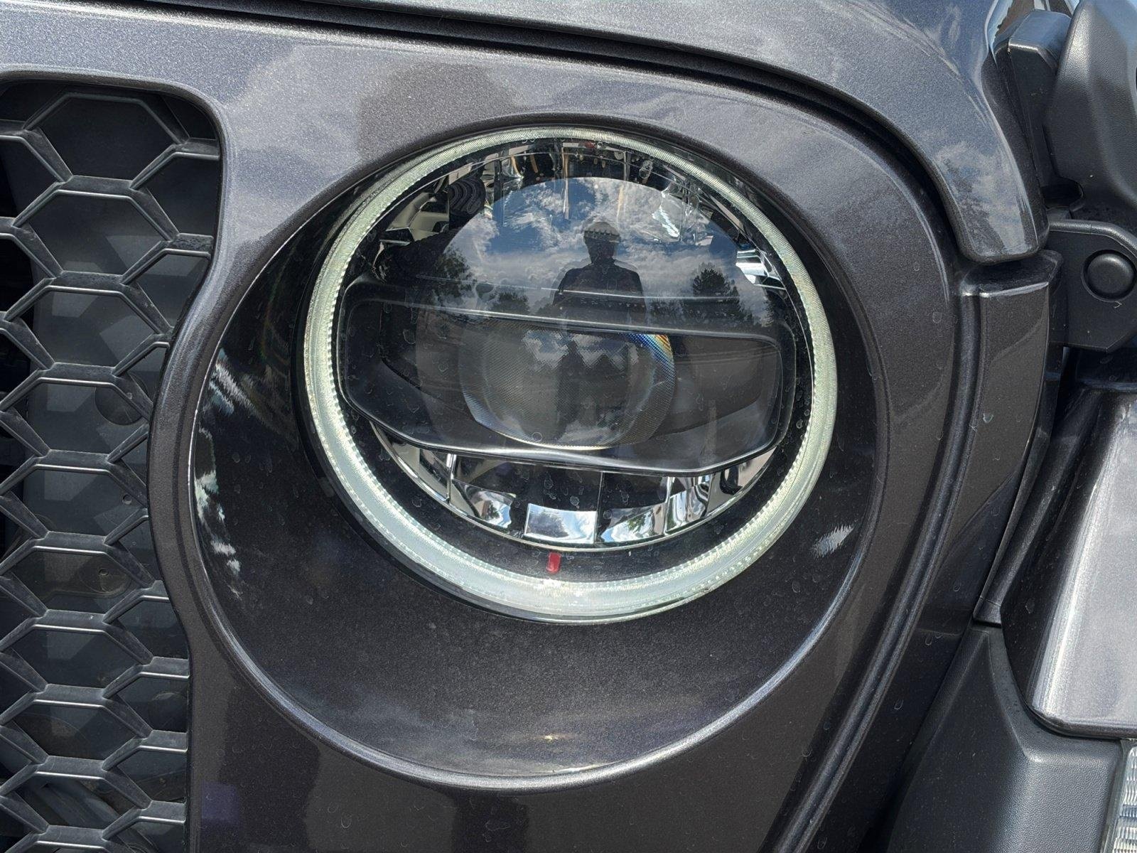 Used 2023 Jeep Gladiator Sport AWD/4WD image 10