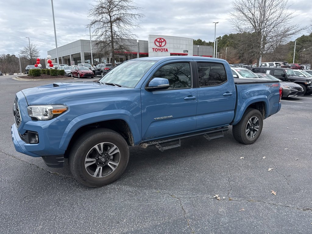 Used 2019 Toyota Tacoma TRD Sport image 1