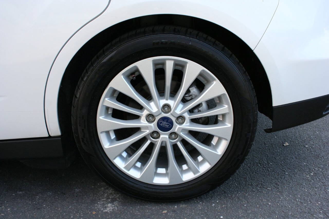 Used 2018 Ford C-MAX SE FWD image 17
