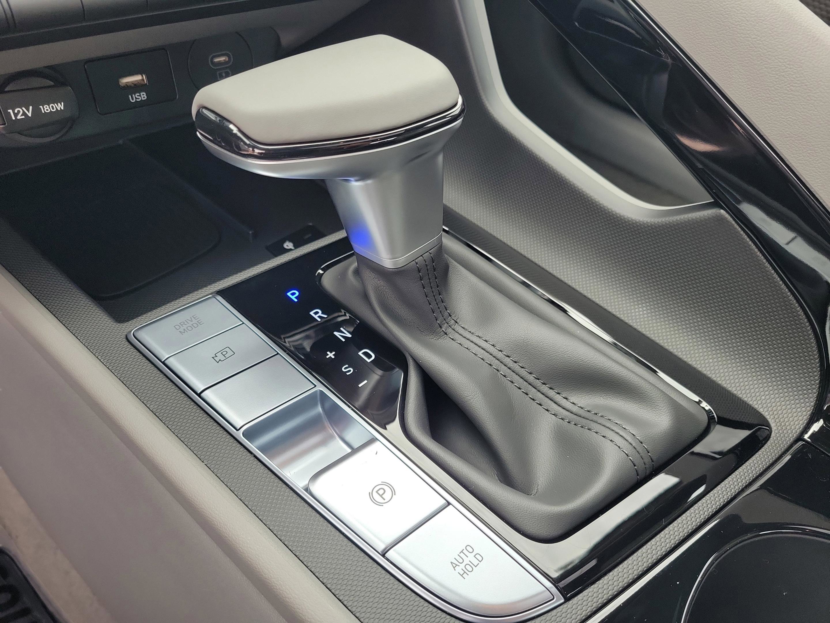 New 2026 Hyundai Elantra SEL Sport image 25