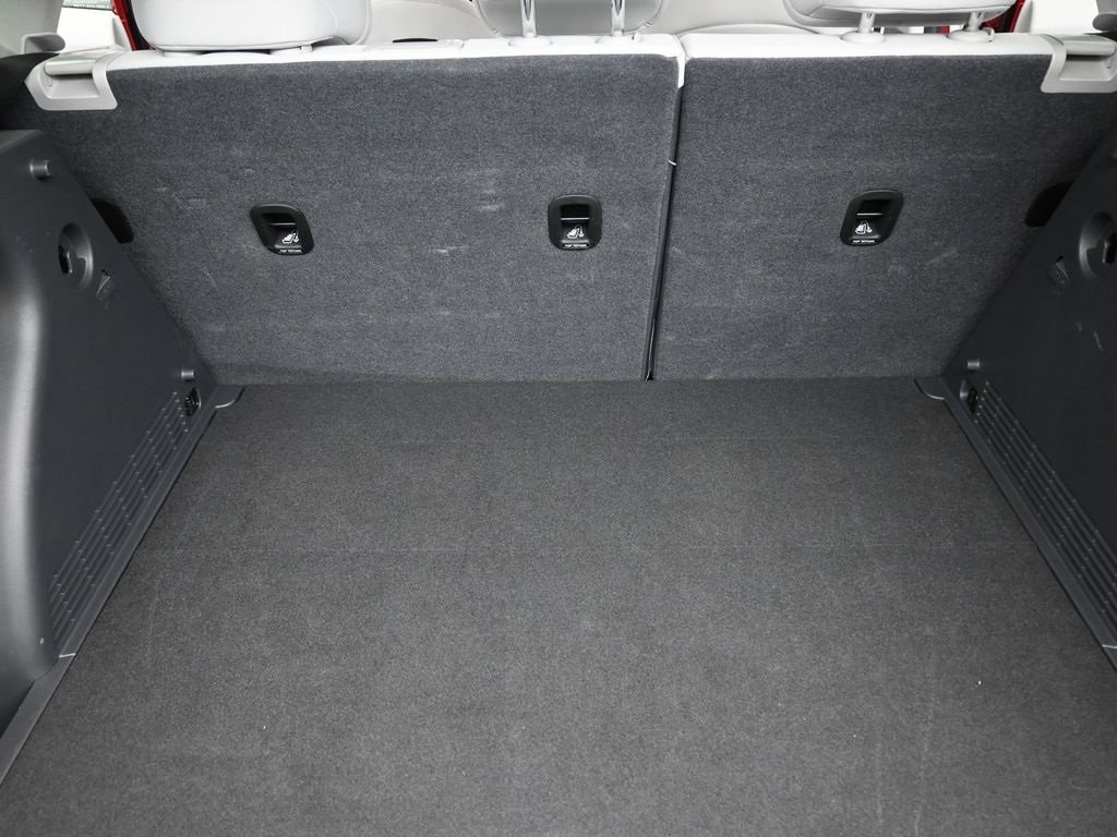 Used 2025 Hyundai Kona SEL image 18