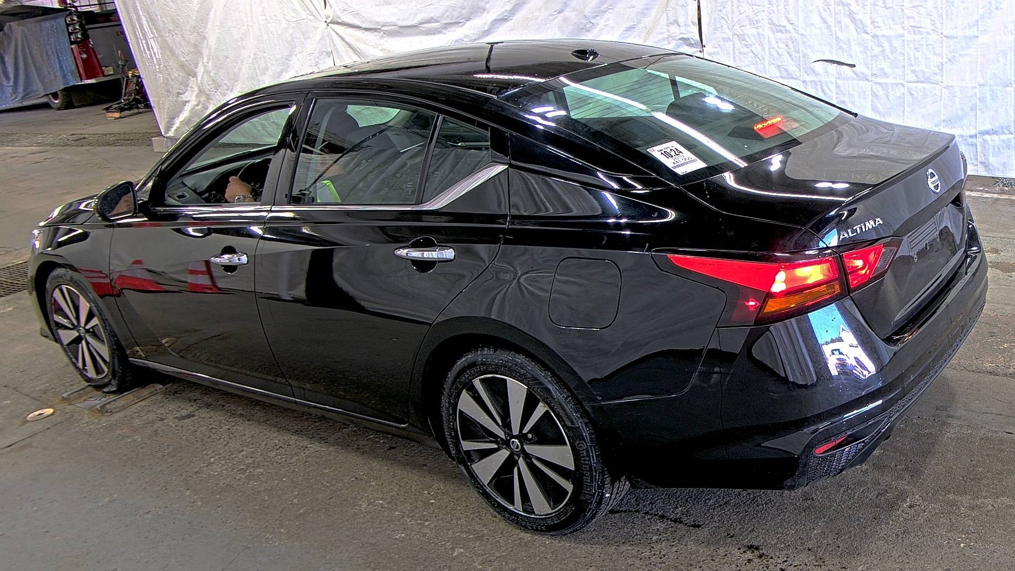 Used 2019 Nissan Altima 2.5 SV FWD image 4