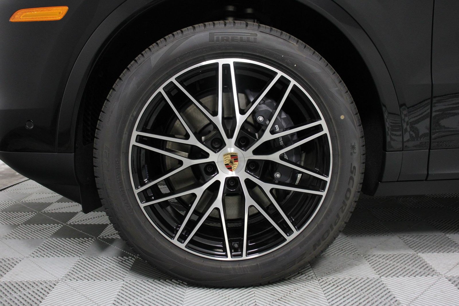 New 2026 Porsche Cayenne AWD/4WD image 16