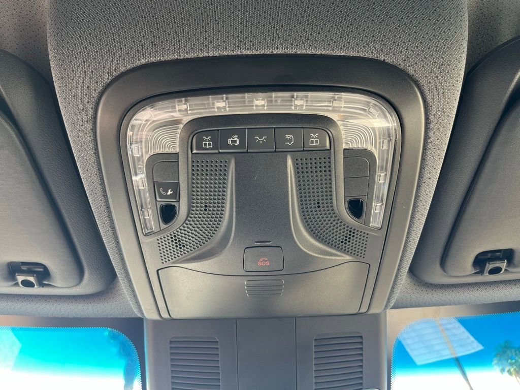 Used 2024 Mercedes-Benz Sprinter 2500 image 20