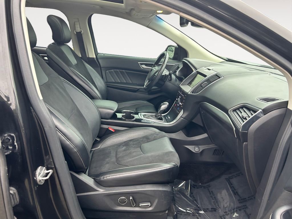 Used 2015 Ford Edge Sport w/ Equipment Group 401A AWD/4WD image 25