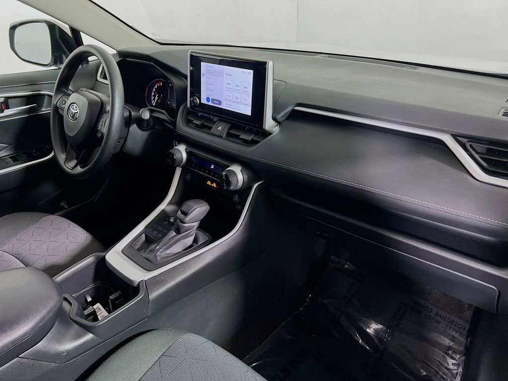 Certified 2025 Toyota RAV4 XLE image 26