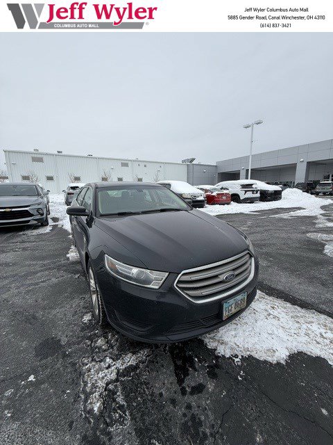 Used 2018 Ford Taurus SE image 1