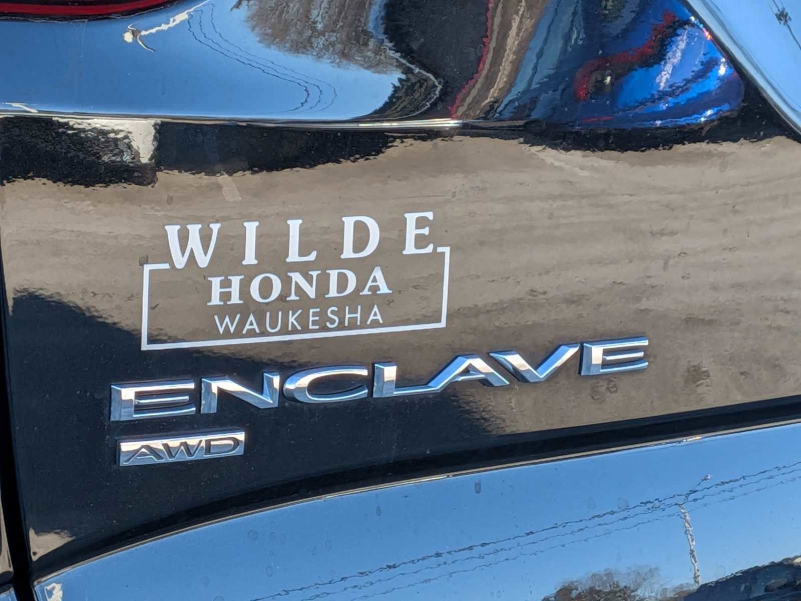 Used 2020 Buick Enclave Essence w/ Sound and Sites Package image 11