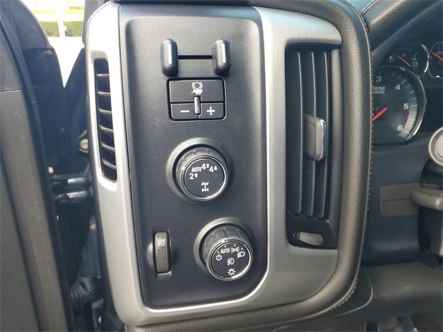 Used 2018 GMC Sierra 1500 SLT w/ SLT Premium Package image 9