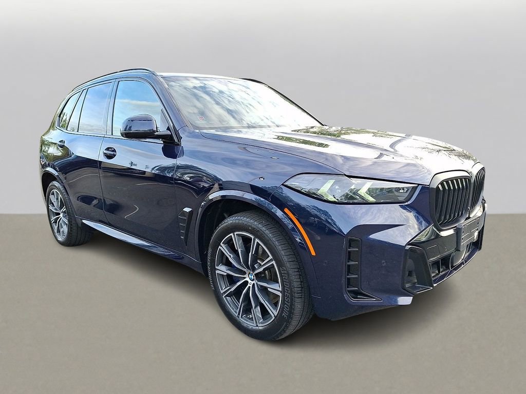 Certified 2025 BMW X5 xDrive40i w/ Executive Package AWD/4WD image 3