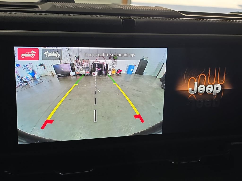 New 2026 Jeep Wrangler Unlimited Sahara AWD/4WD image 23
