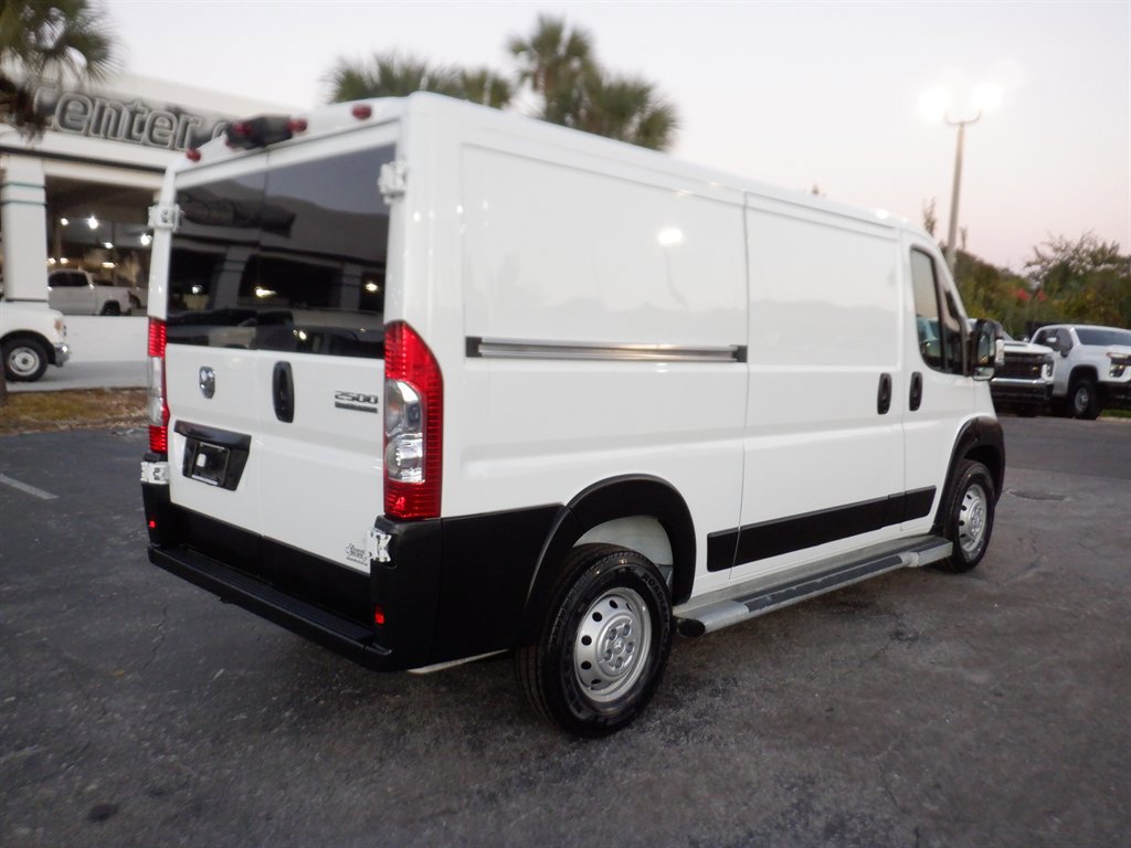 Used 2023 RAM ProMaster 2500 image 6