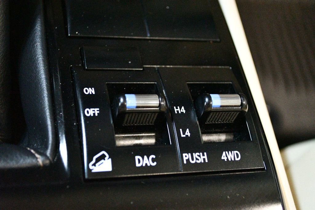 Used 2021 Lexus GX 460 Premium w/ Accessory Package AWD/4WD image 64