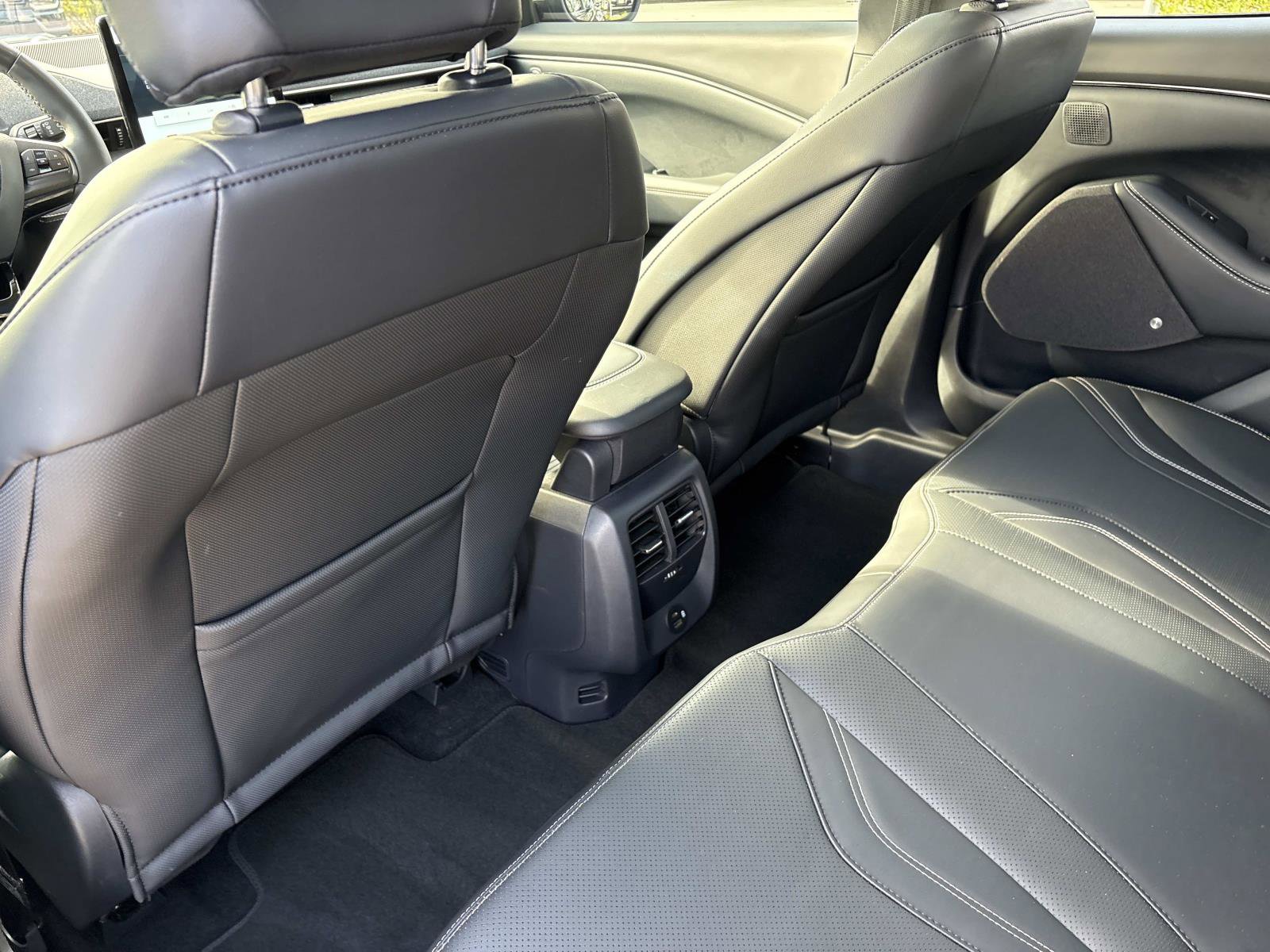 Used 2021 Ford Mustang Mach-E Premium image 18