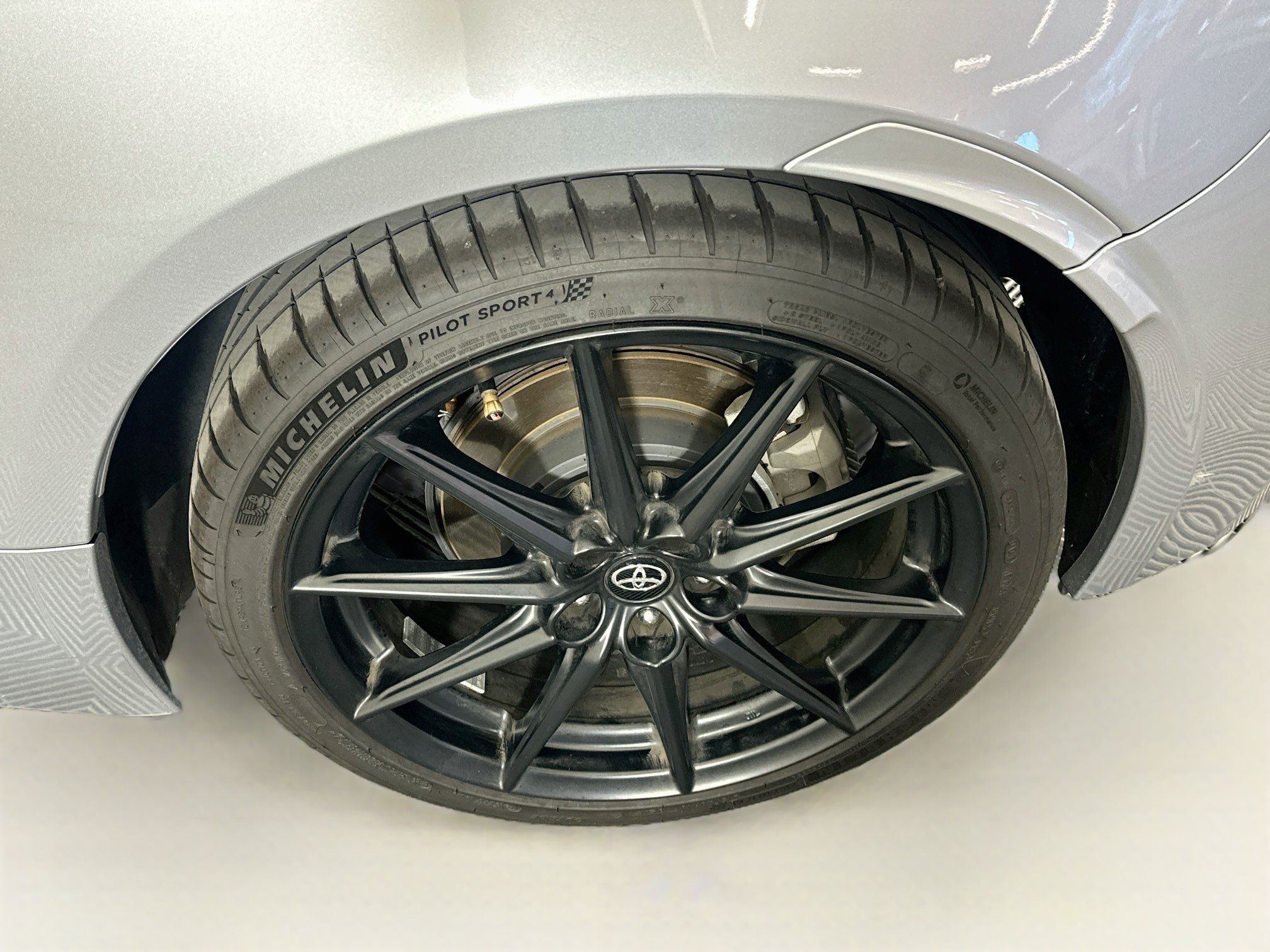 Used 2024 Toyota GR86 Premium RWD image 11