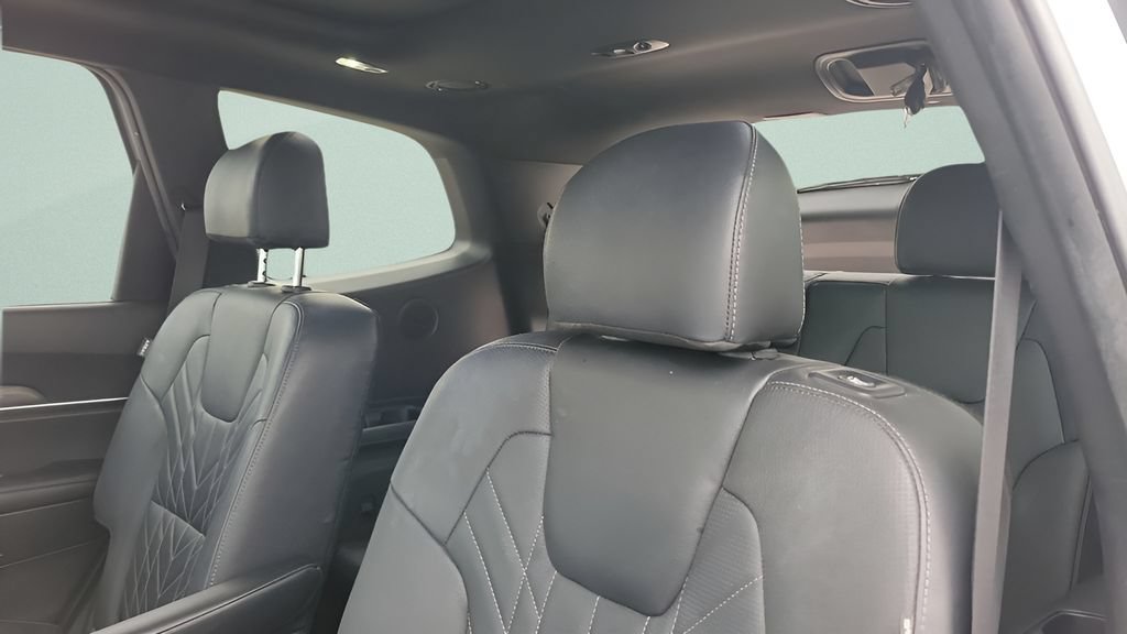 Used 2024 Kia Telluride SX X-Line AWD/4WD image 10