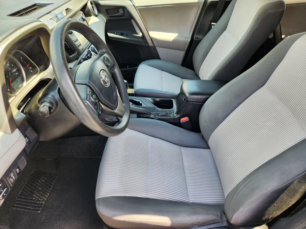 Used 2013 Toyota RAV4 LE AWD/4WD image 16