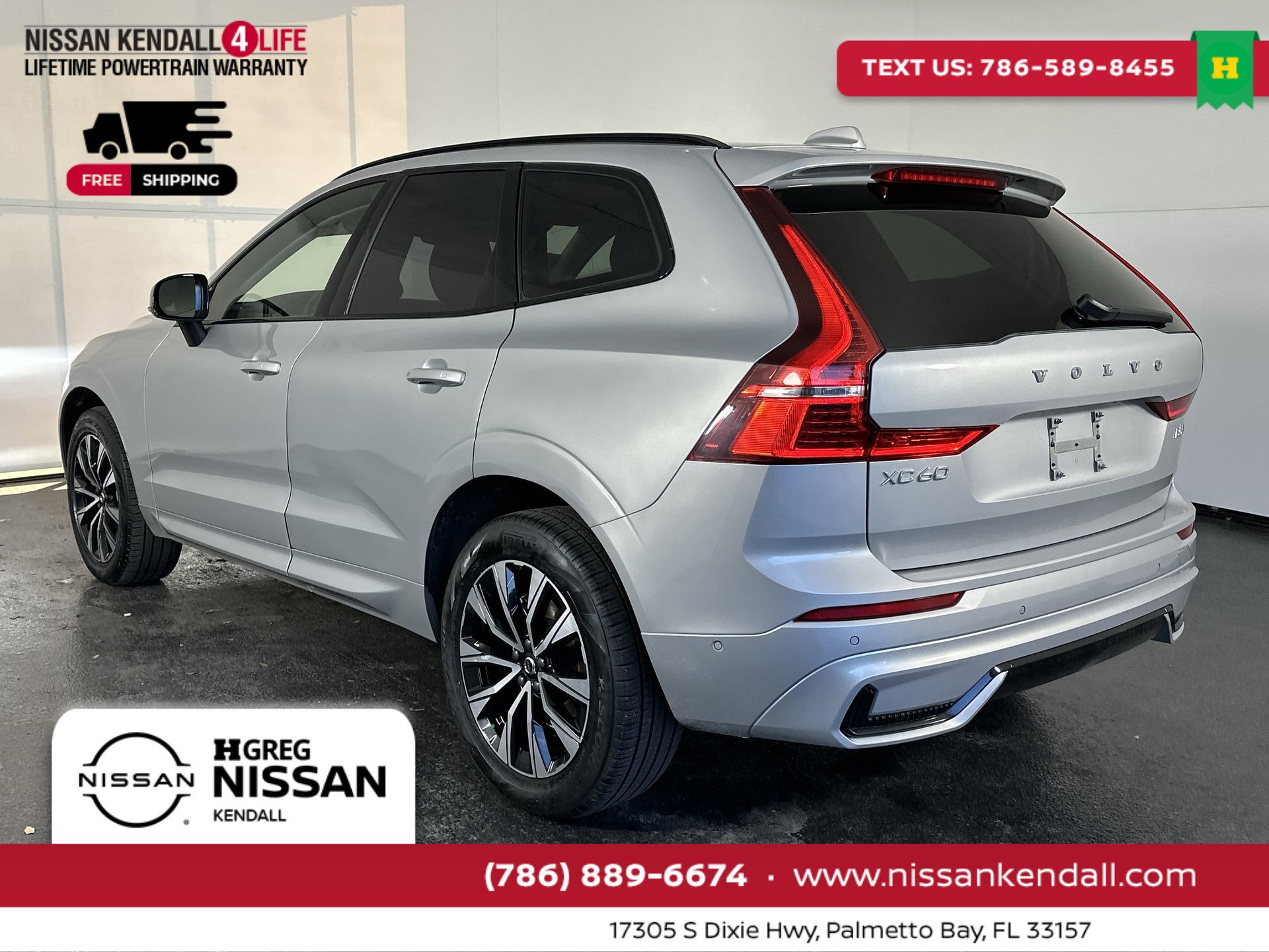 Used 2025 Volvo XC60 B5 Plus image 8