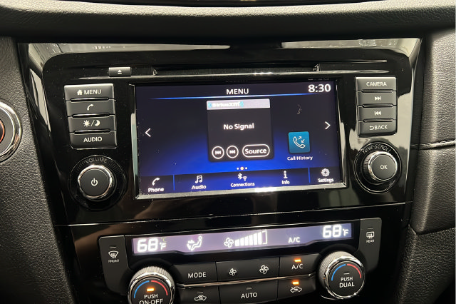 Used 2020 Nissan Rogue SV AWD/4WD image 11