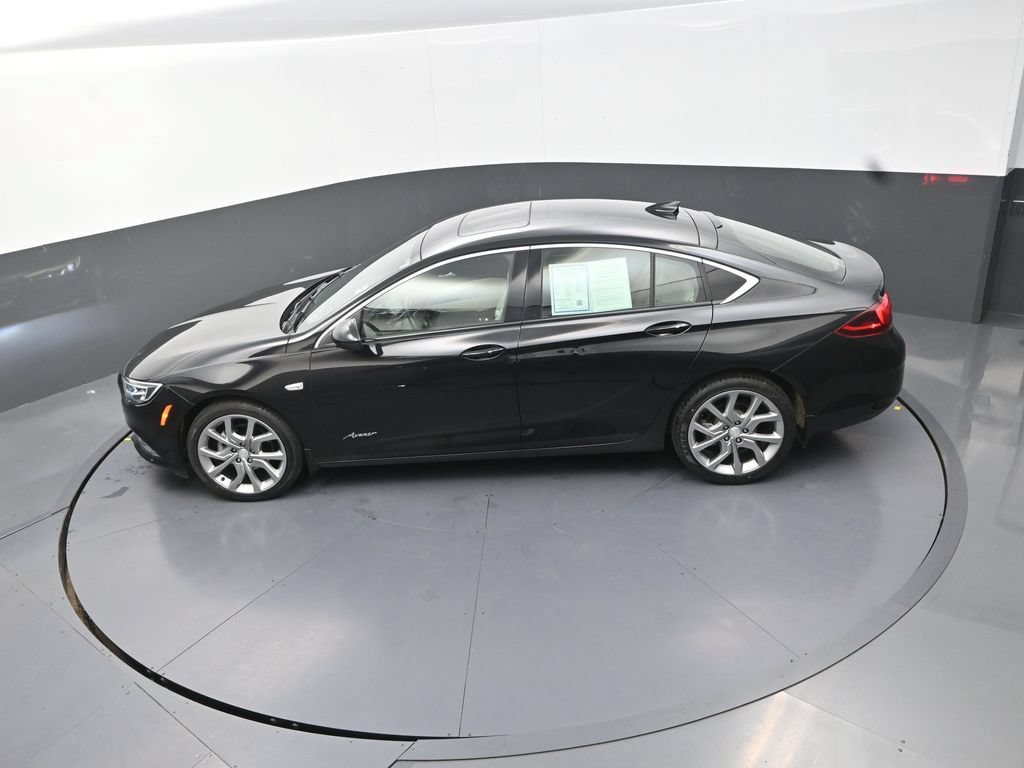 Used 2019 Buick Regal Avenir w/ Driver Confidence Package II FWD image 16