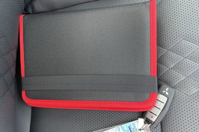 Used 2025 Mitsubishi Outlander SEL Black Edition image 45