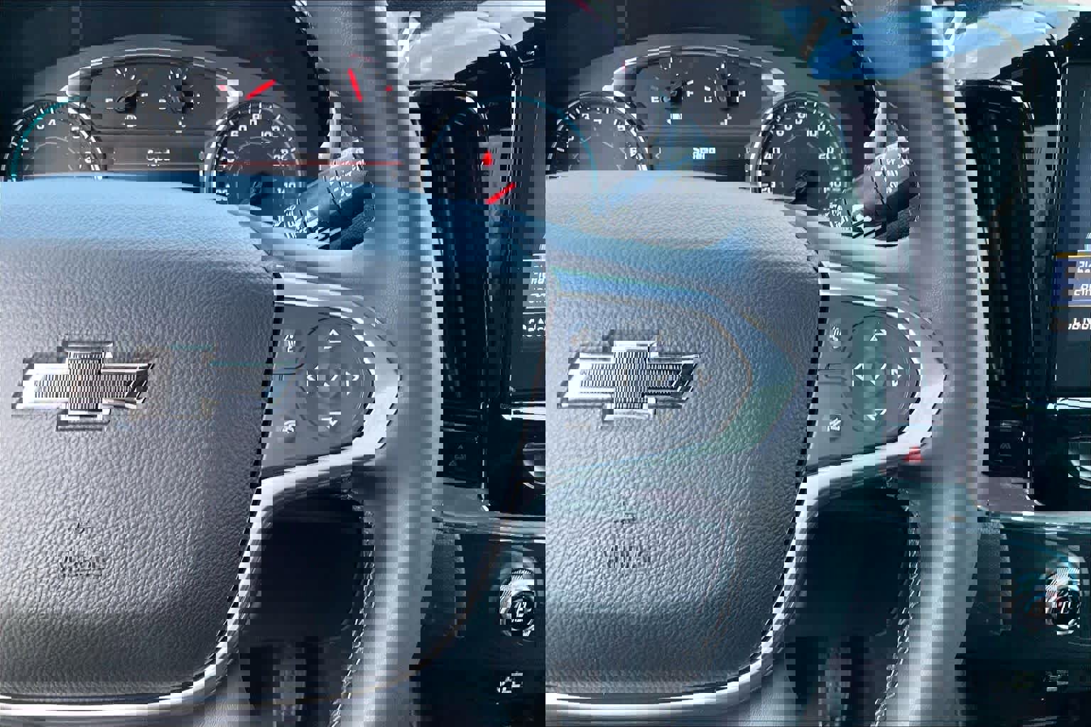 Certified 2023 Chevrolet Traverse RS image 20