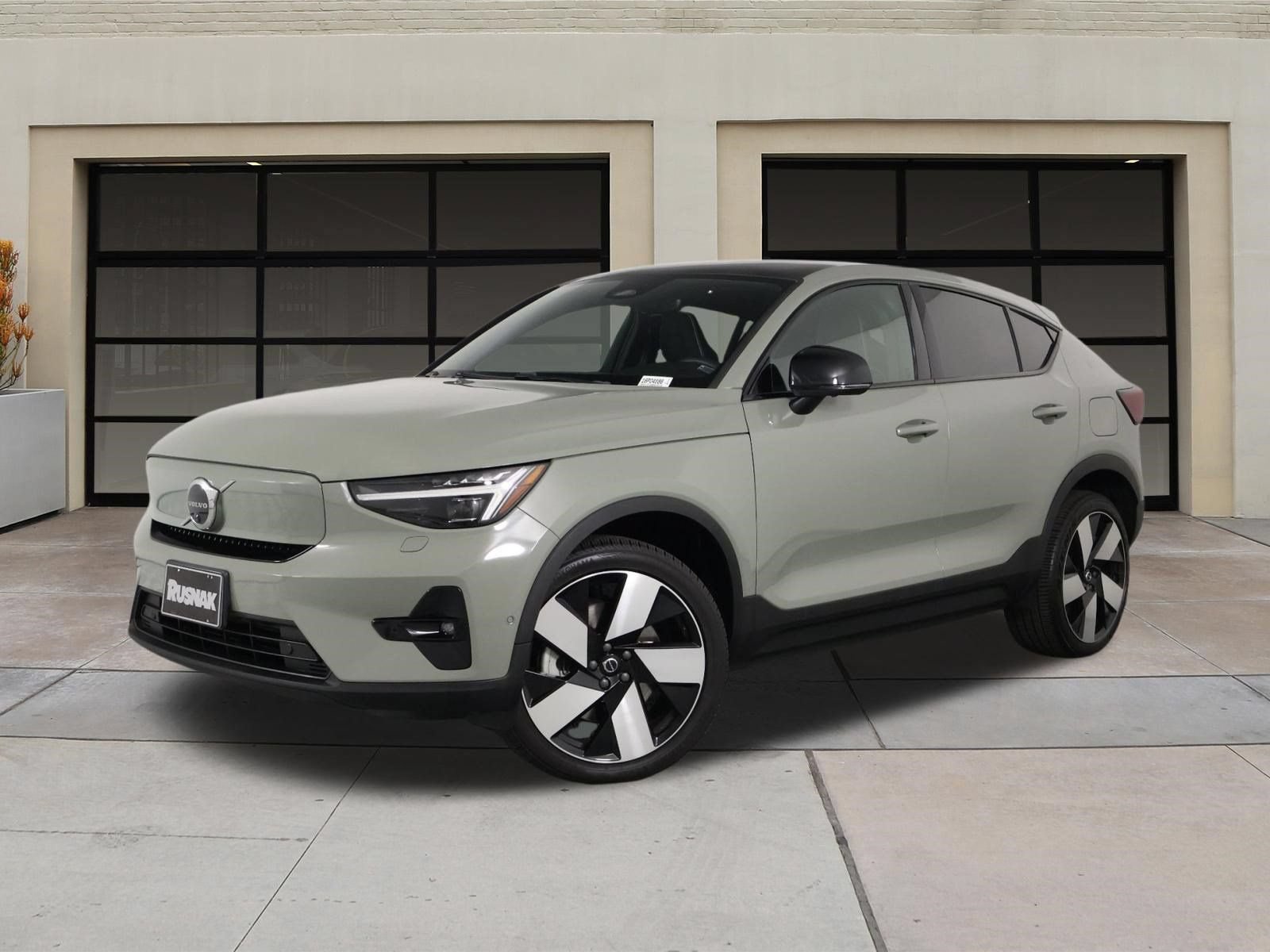 Used 2023 Volvo C40 P8 Recharge Ultimate AWD/4WD image 3