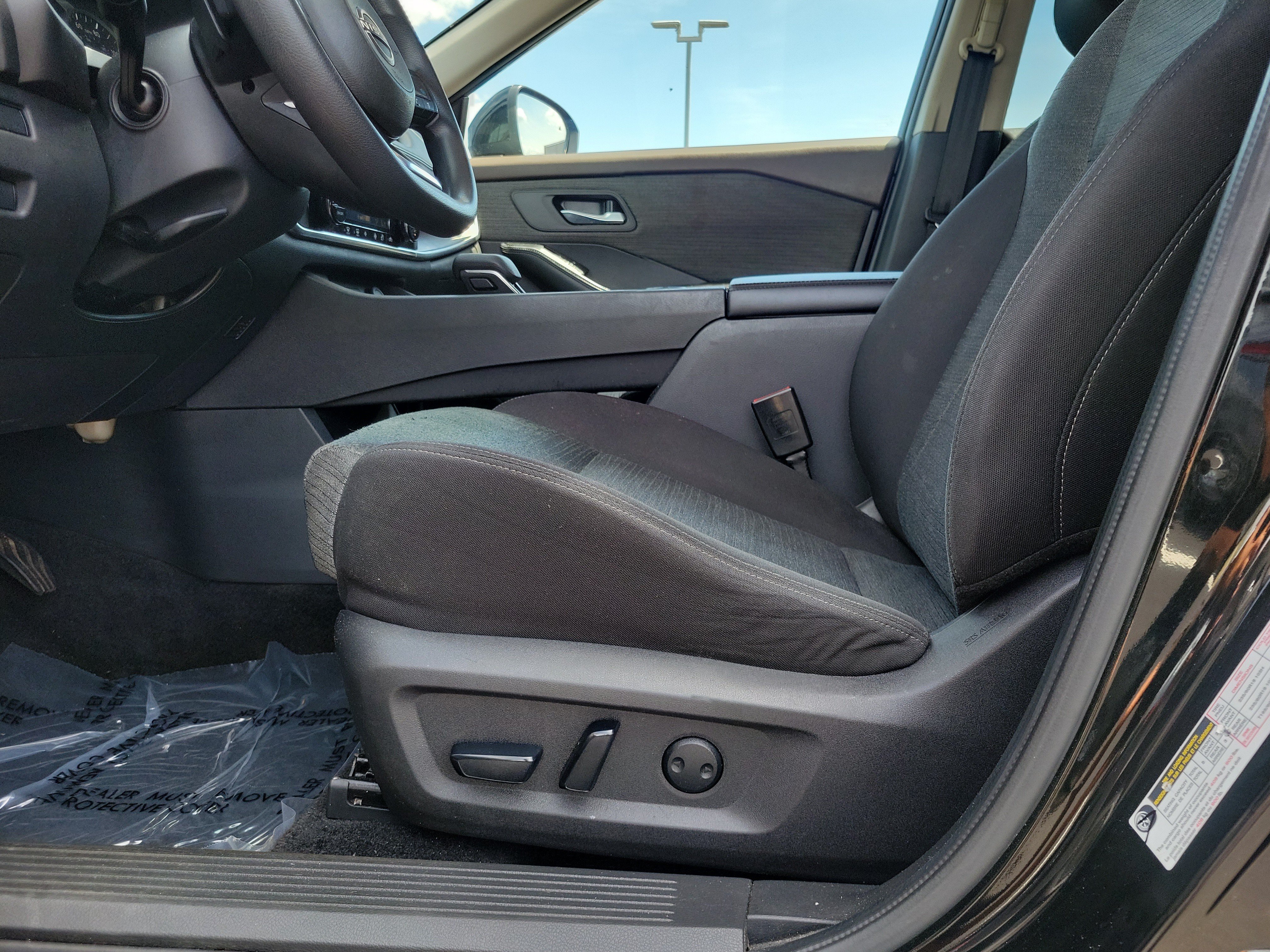 Certified 2023 Nissan Rogue SV AWD/4WD image 16
