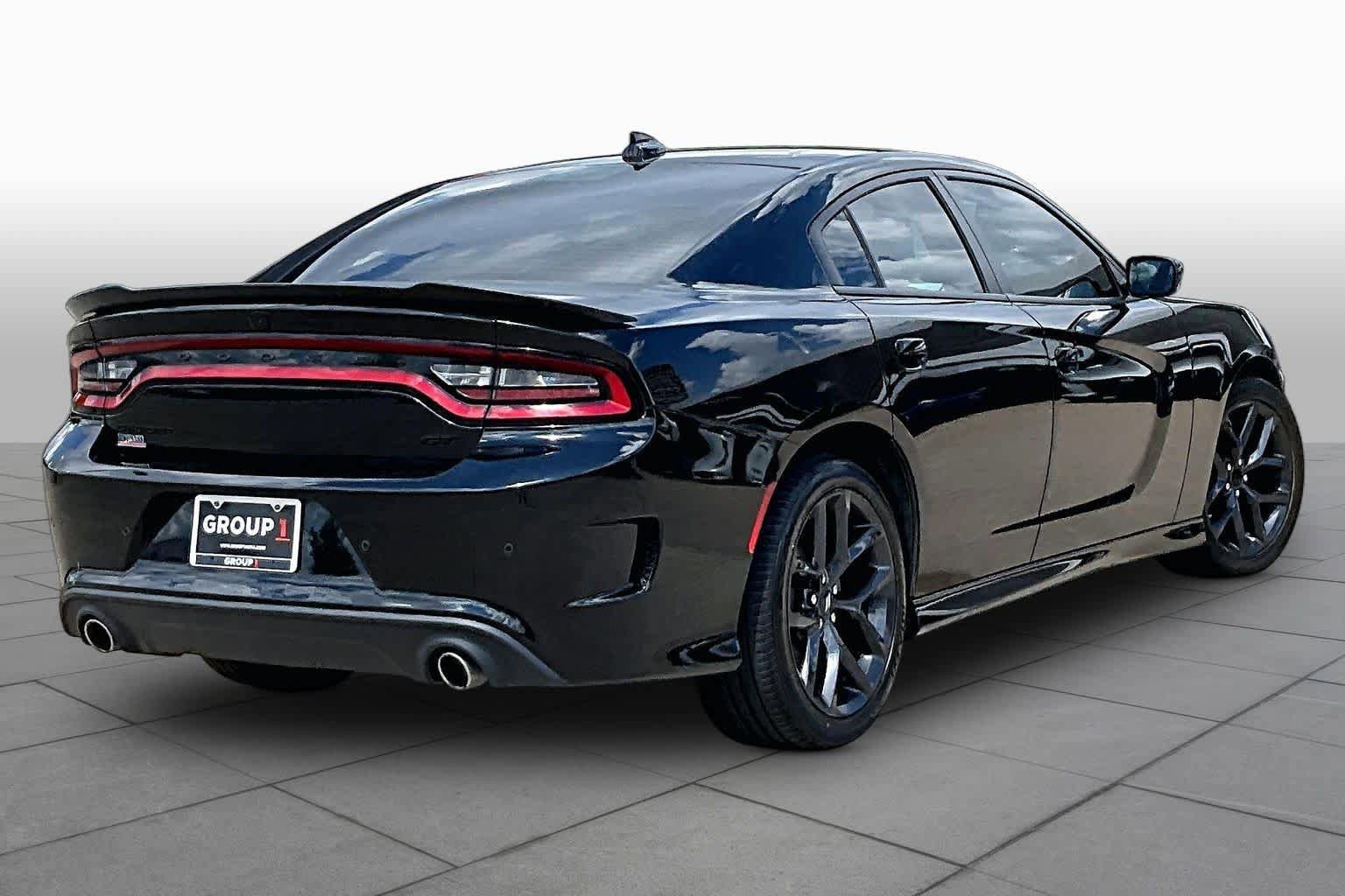 Used 2022 Dodge Charger GT w/ Blacktop Package RWD image 12