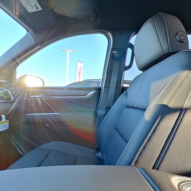 New 2026 GMC Acadia Elevation w/ Super Cruise Package FWD image 32