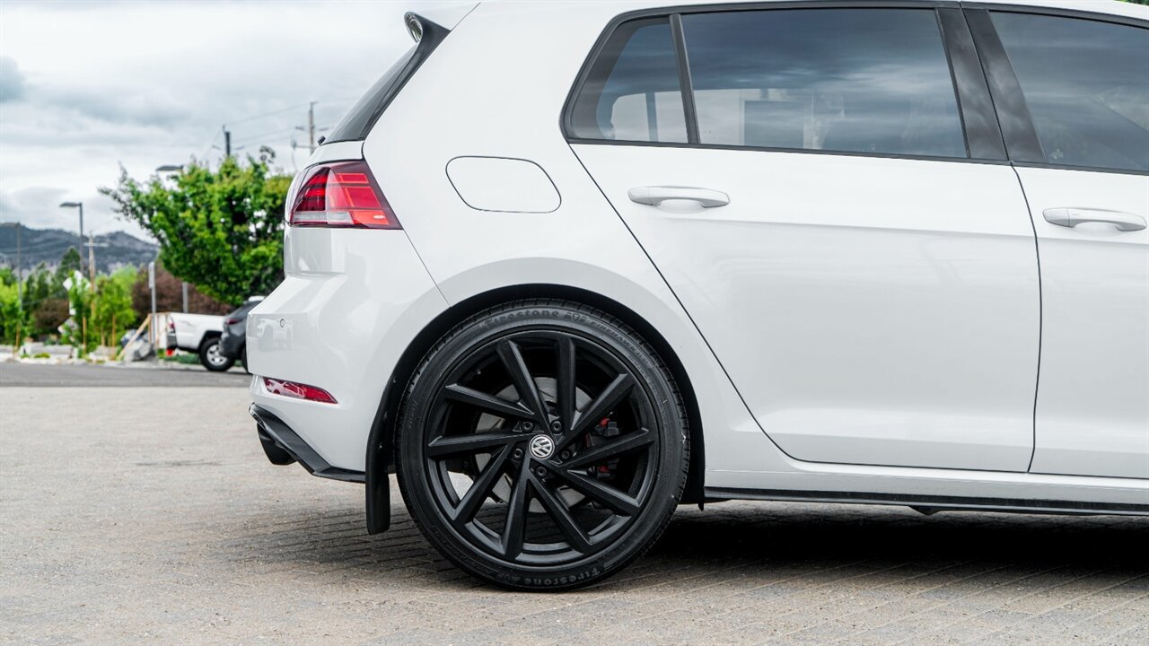 Used 2019 Volkswagen Golf R 4-Door AWD/4WD image 12