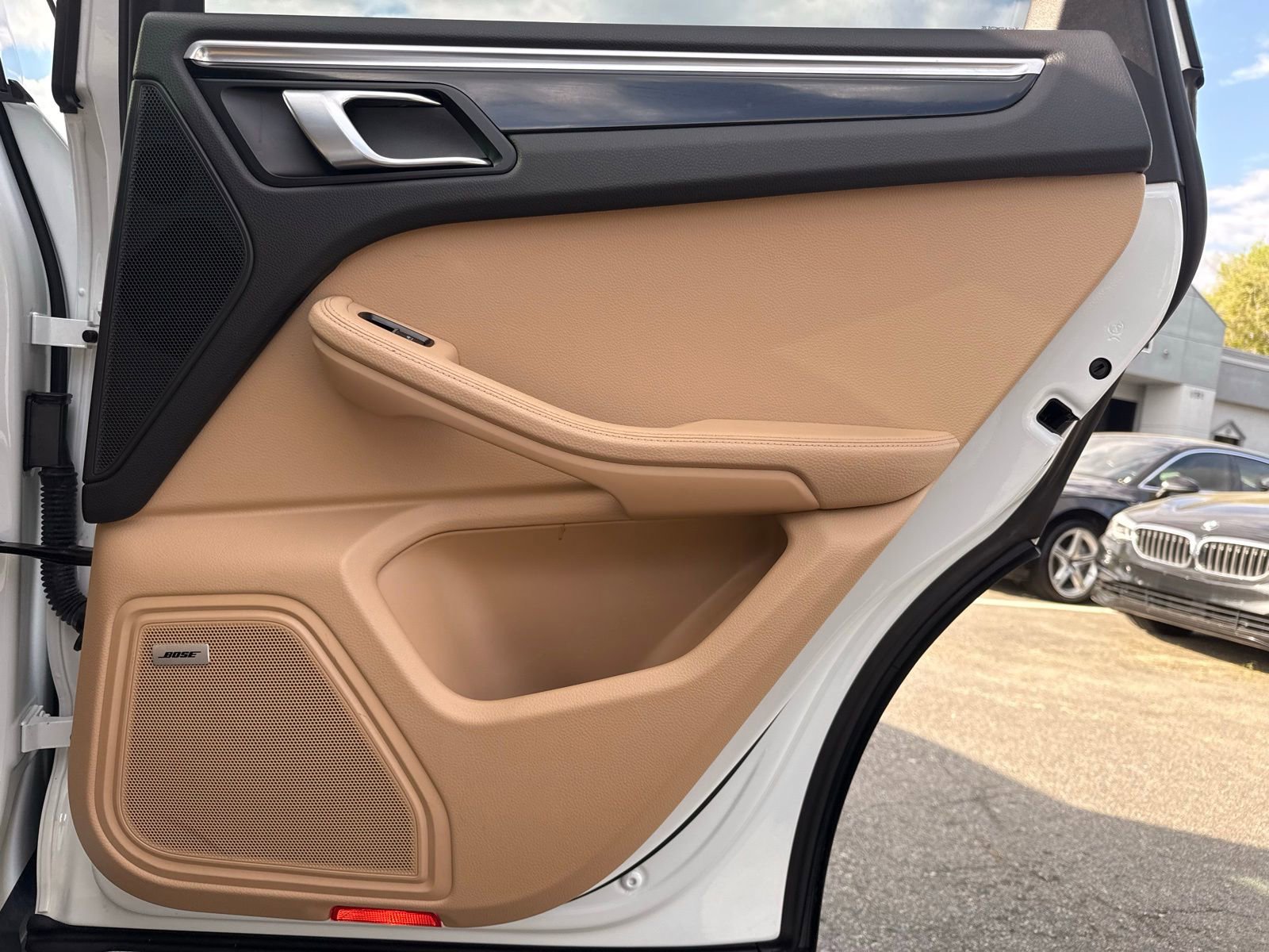 Used 2018 Porsche Macan image 26