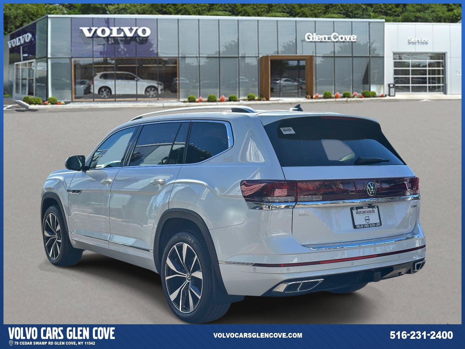 Used 2024 Volkswagen Atlas SEL Premium R-Line AWD/4WD image 5