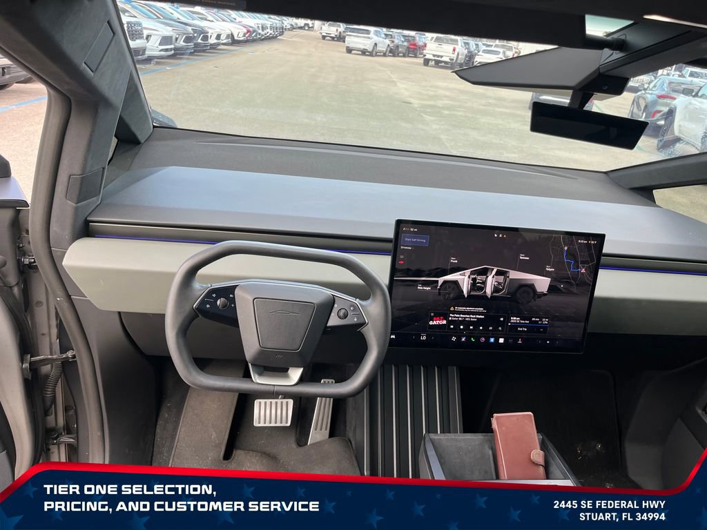 Used 2024 Tesla Cybertruck AWD Crew Cab image 26