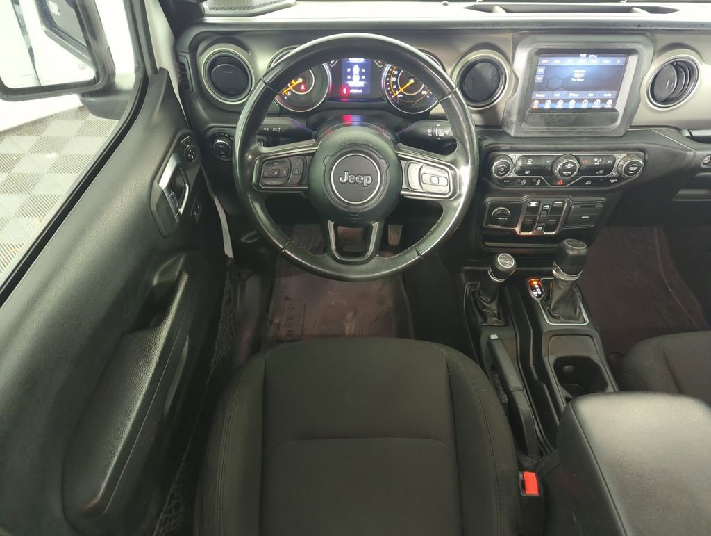 Used 2022 Jeep Gladiator Willys image 14