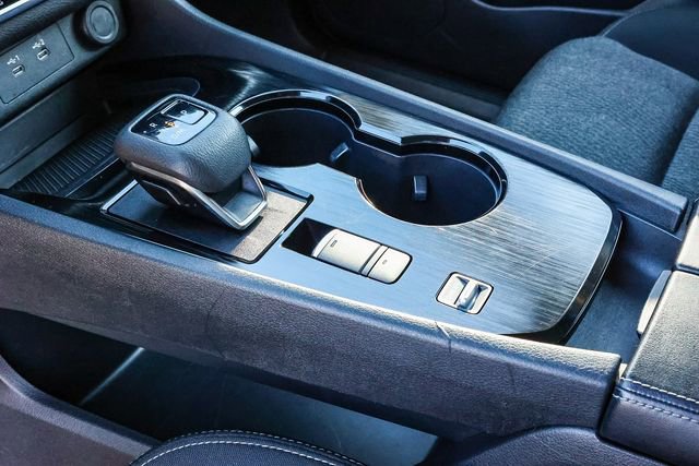 Used 2024 Nissan Rogue SV image 21