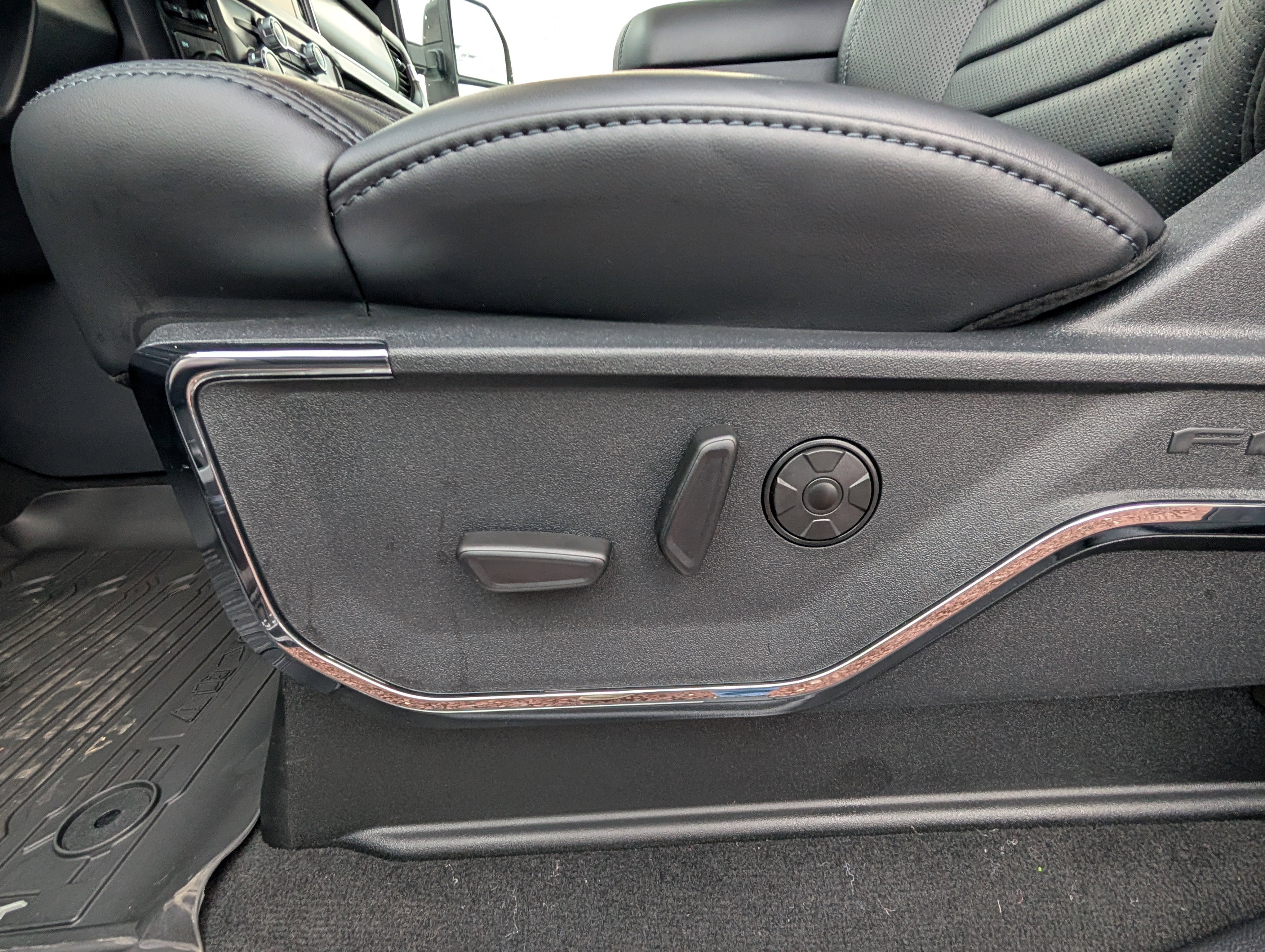 New 2026 Ford F250 Platinum image 23