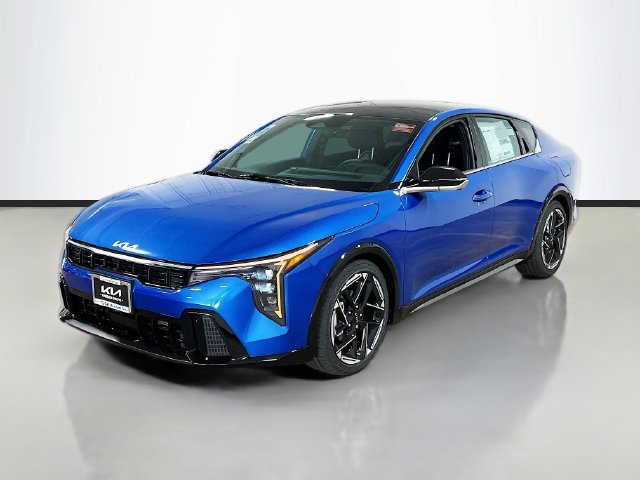 New 2025 Kia K4 EX w/ GT-Line Sunroof Package FWD image 3