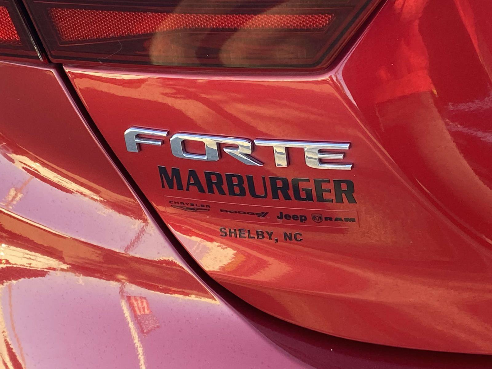 Used 2019 Kia Forte LXS FWD image 18